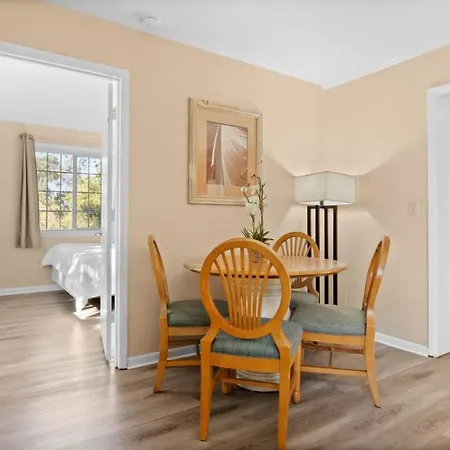 Cozy 2Br Apartment Close To The Beach